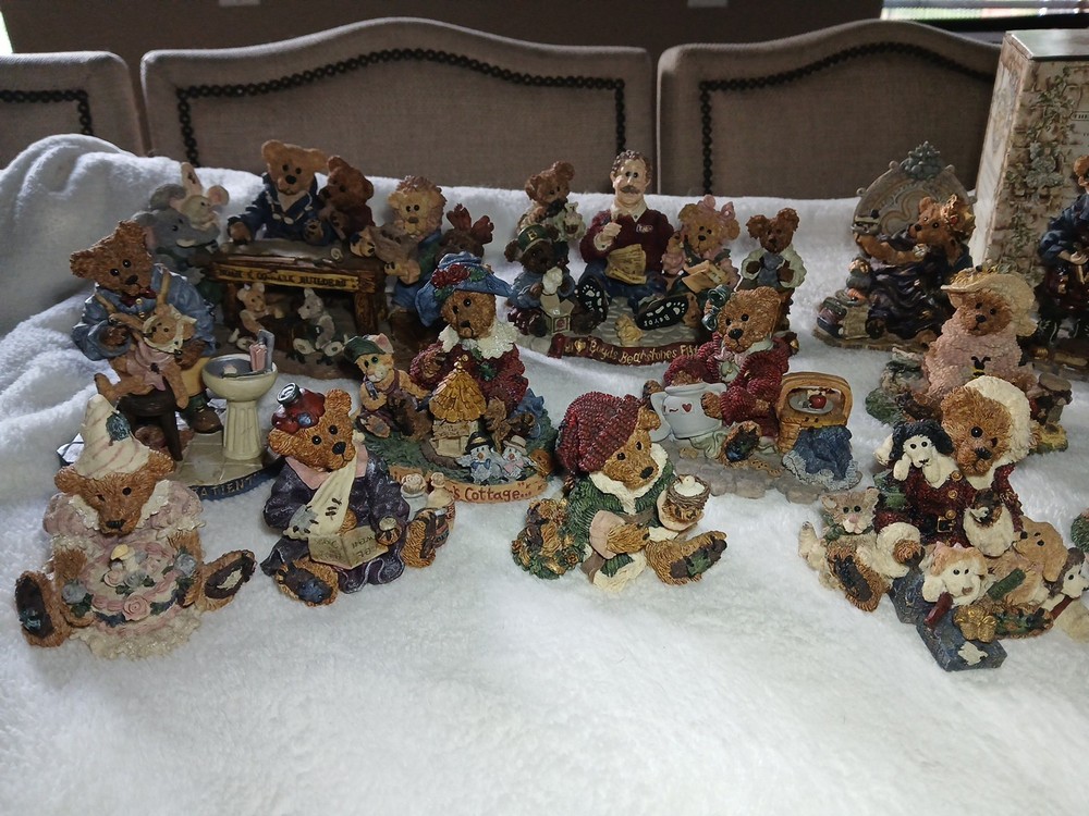 Vintage Boyds Bears & Friends Figurine Collection - Lot of 18 Collectible Bears