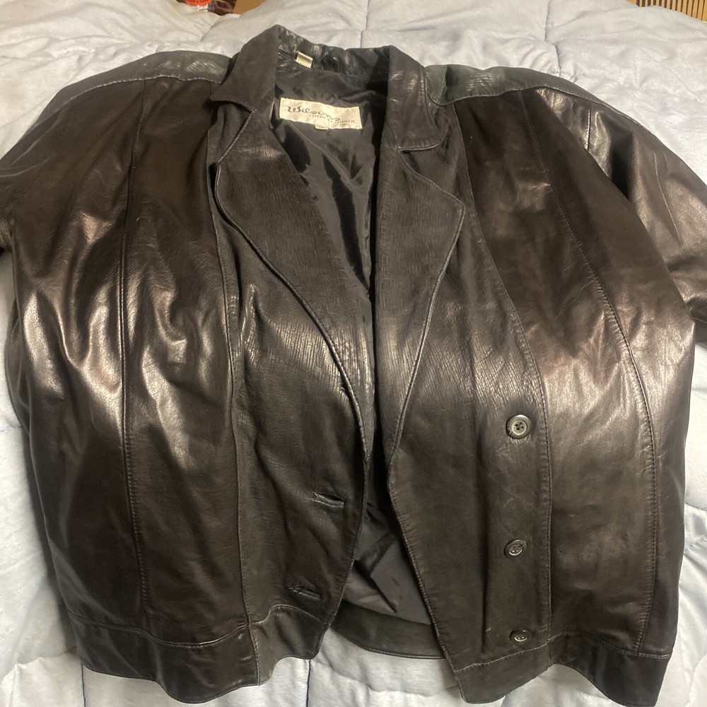 Wilsons leather jacket and suede Black Used.  Size 10 Women