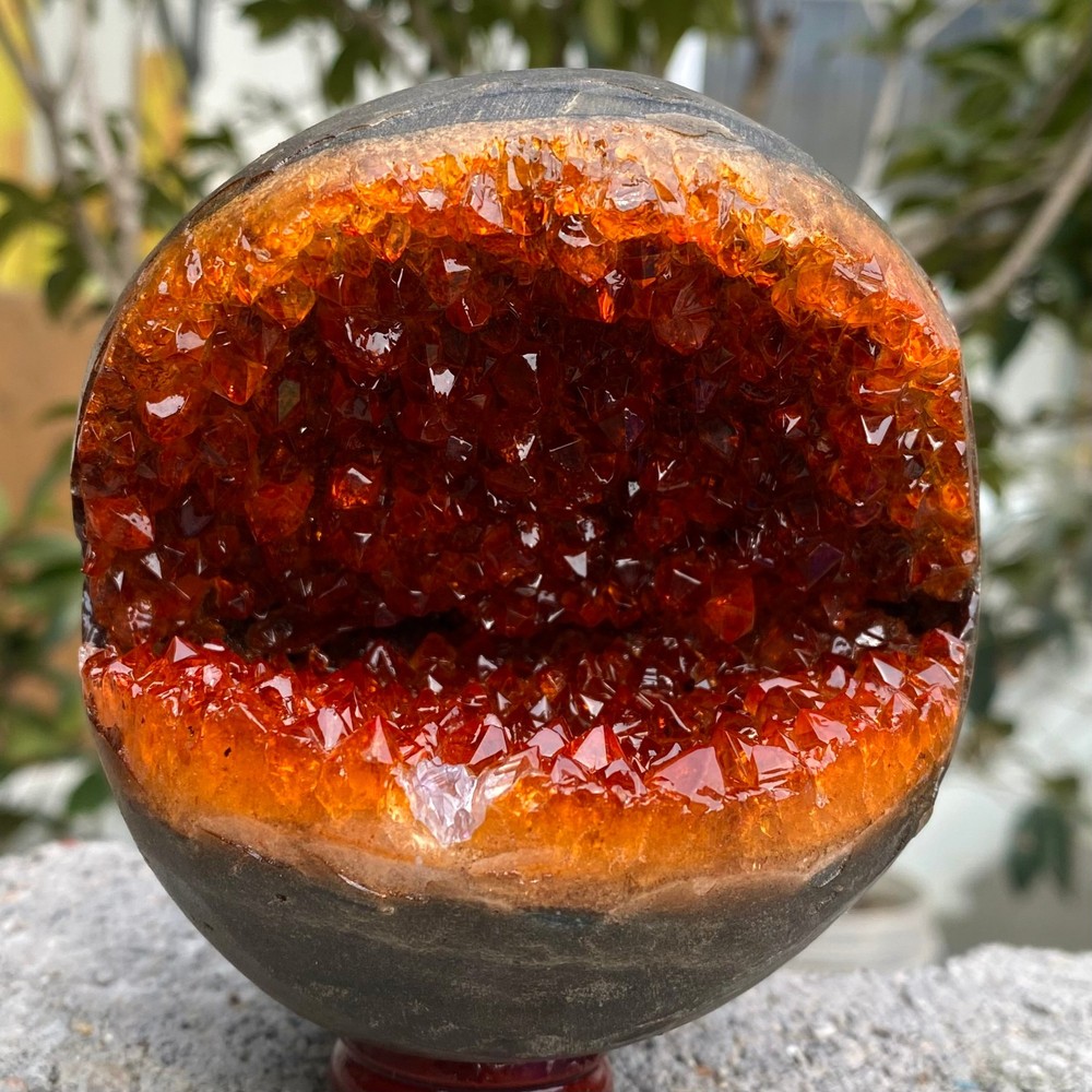 1.9LB   citrine Cave quartz-carved crystal begins to smile and heal