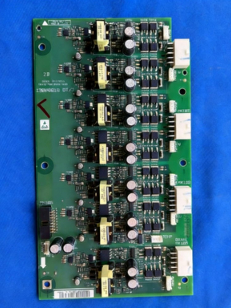 1PCS Danfoss FC series inverter power driver board 130B6856 in good condition