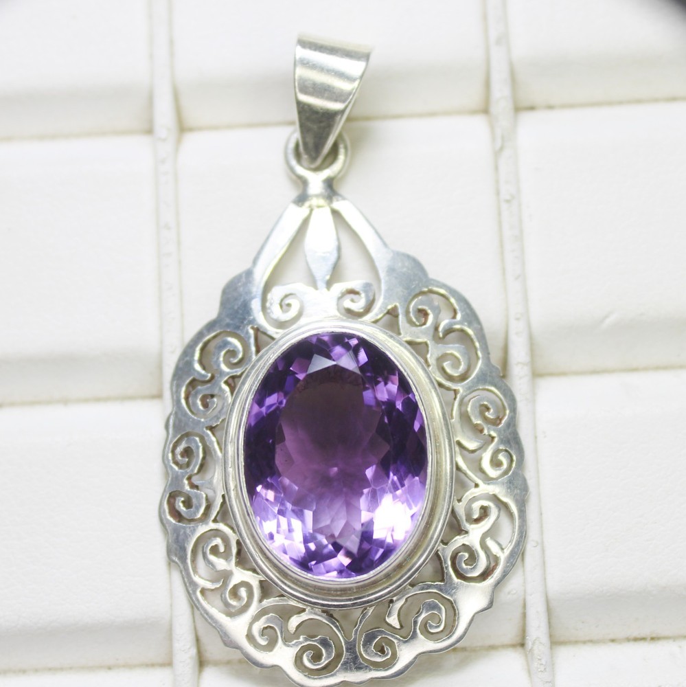 Natural Purple Amethyst Pendant 925 Sterling Silver Vintage Jewelry 6.90g