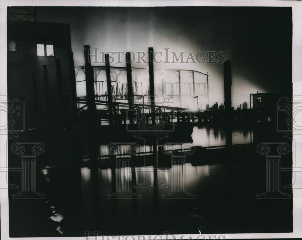 1938 Vintage Photo Seattle Fire Mysterious Origin Destroys Boat Factory