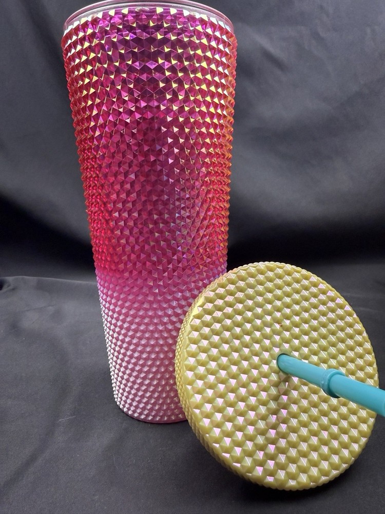 Gradient Pink 2022 Starbucks 24oz Venti Drink Cup Diamond Studded Tumbler Ombre
