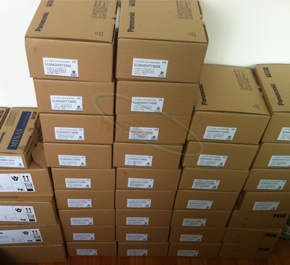 1piece NEW Panasonic Servo Driver MSD023A1XXV