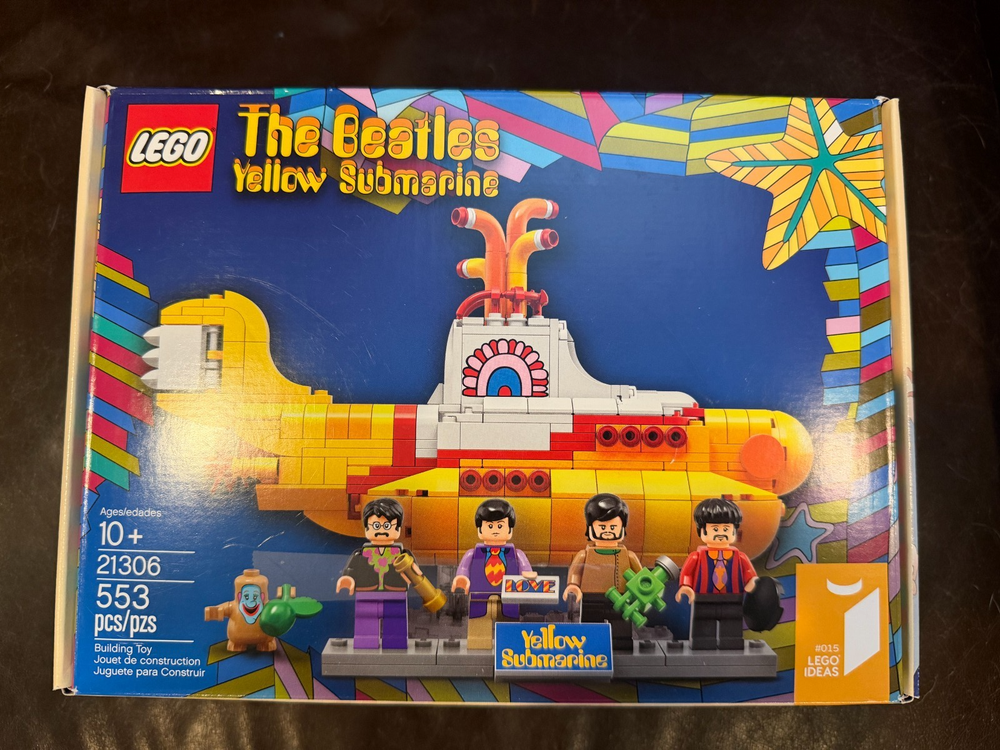 LEGO Ideas: The Beatles Yellow Submarine (21306)