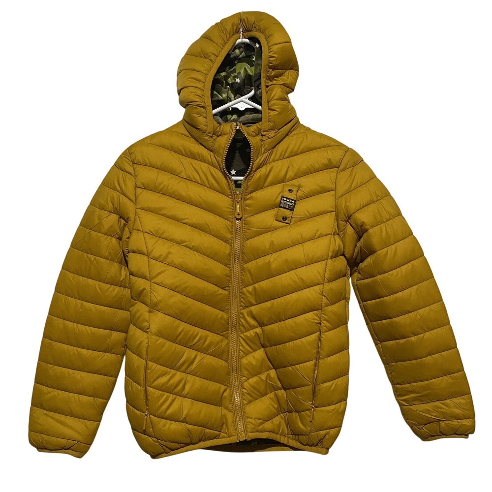 Young Design Reversible Puffer Jacket and Detachable Hood Pockets on both sides
