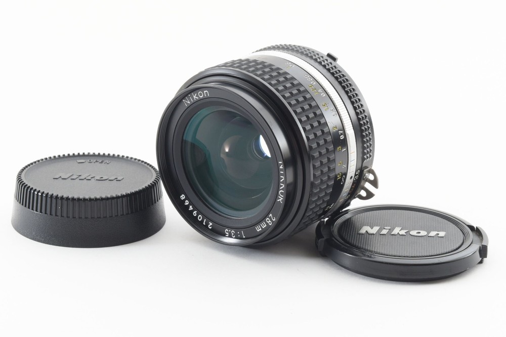 [ Near MINT] Nikon Ai-s Ais NIKKOR 28mm f/3.5 Wide Angle MF Lens From JAPAN  046