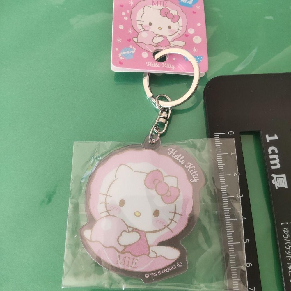 Hello Kitty Mie Japan Exclusive Acrylic Keychain Charm