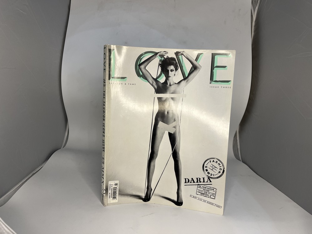LOVE MAGAZINE - ISSUE THREE (2010) - CALVIN KLEIN & DONATELLA VERSACE INTERVIEW