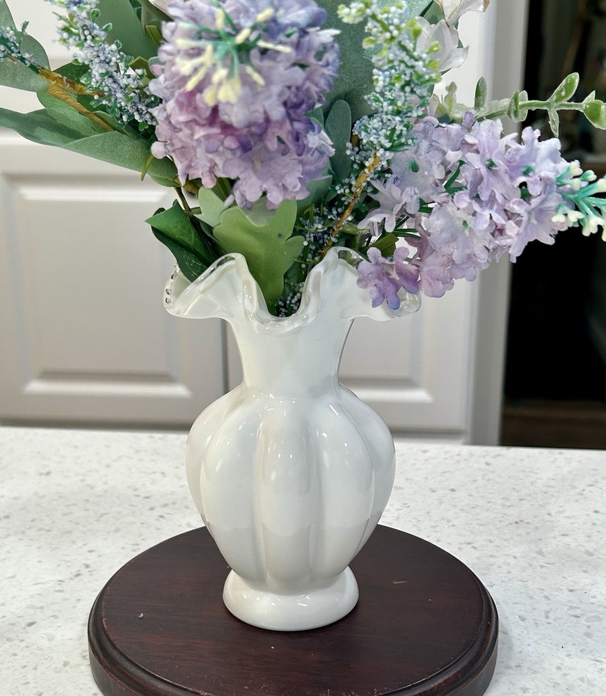 Fenton Milk Glass Melon Ribbed Vase With Ruffled Clear Edge 5.7” Tall