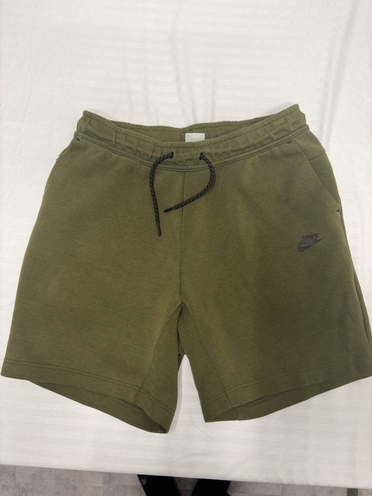 Nike Sportswear Tech Fleece Shorts Rough Green Men’s Size Medium CU4503-326