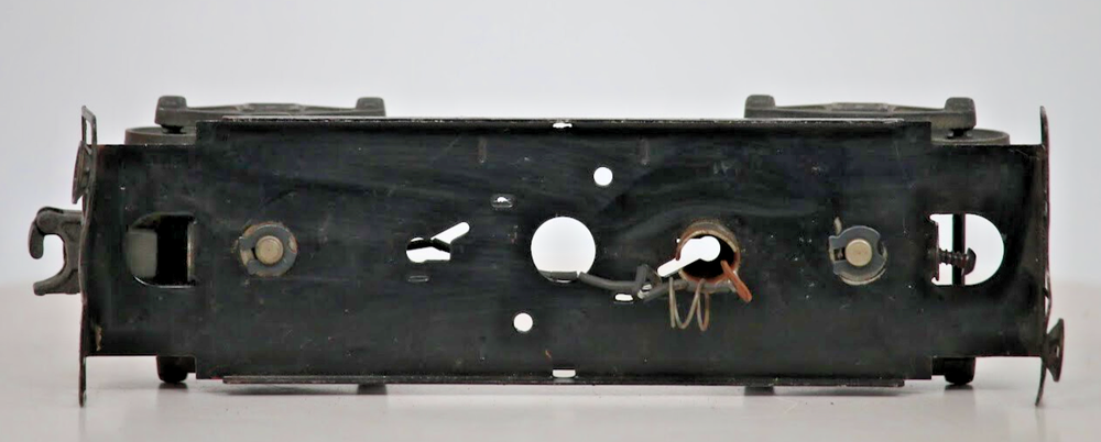 LIONEL O Scale Post War Lighted Caboose Chassis