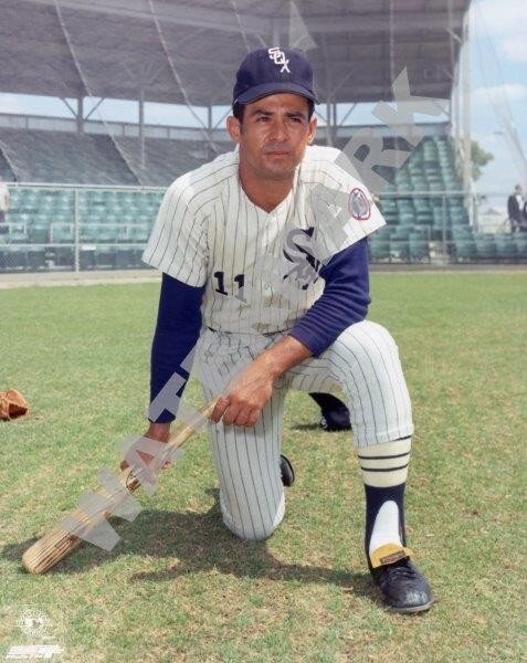 LUIS APARICIO Chicago White Sox 8 x 10 Photo Poster