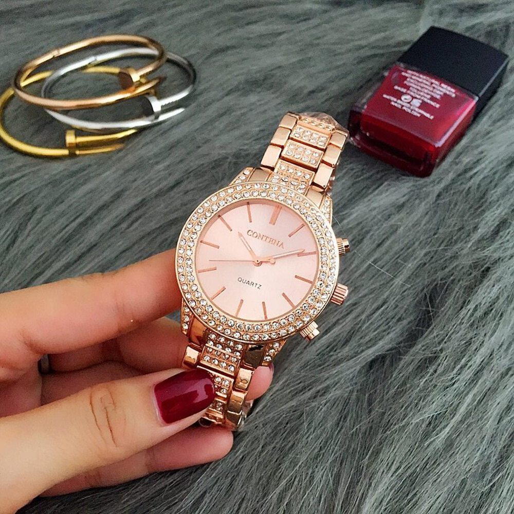 Fashion Casual Luxury Quartz Round Dial Watch for Men and Women with Stainless S