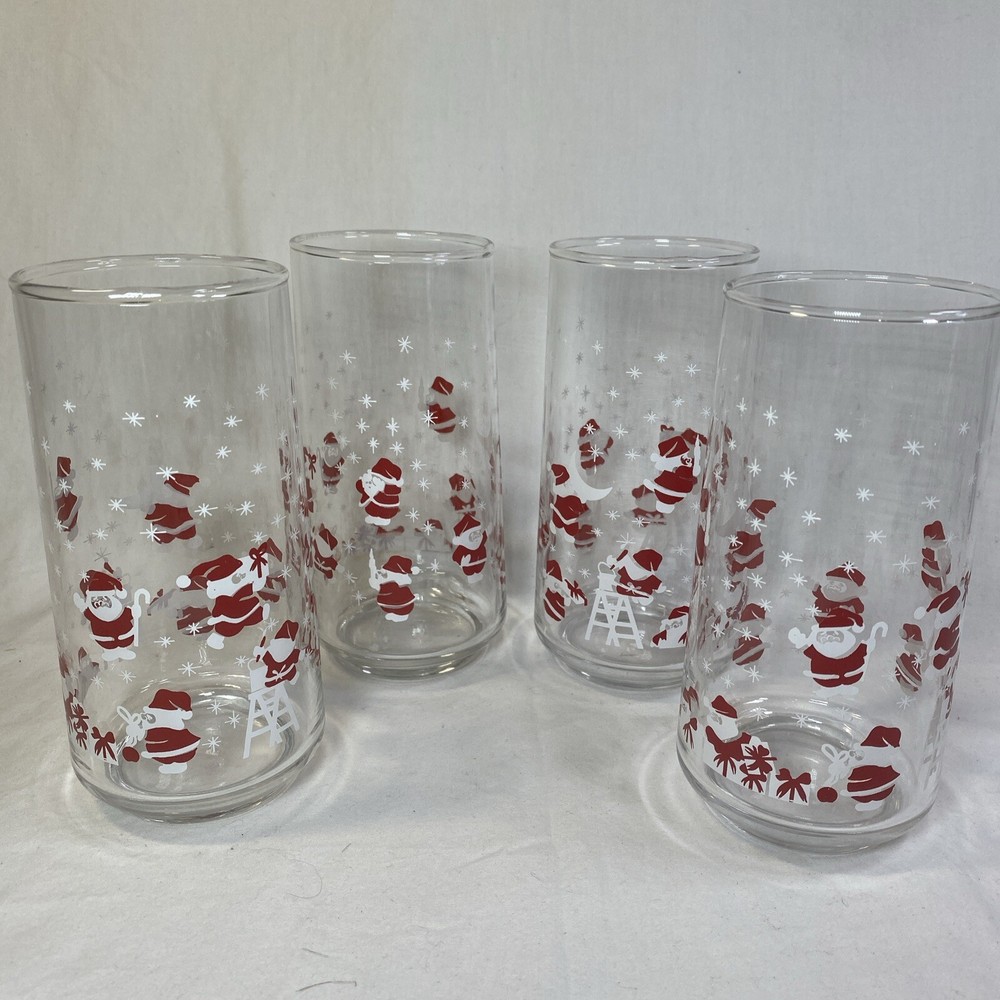 Vintage Christmas Santa & Reindeer Drinking Glasses 5.75” Tall  Set of 4