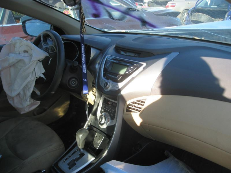 Passenger Front Door Electric Sedan With Solar Glass Fits 11-16 ELANTRA 1005870