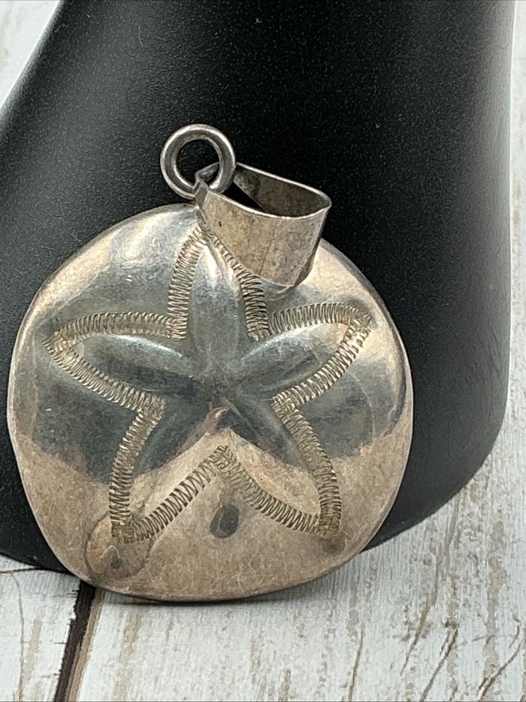 Vintage ATI Mexico 925 Sterling Silver Large Puffy Sand Dollar Disc Pendant