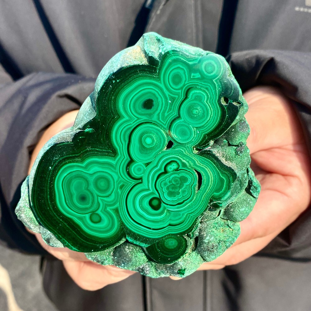 445G Natural malachite flake quartz crystal mineral specimen Reiki decoration -