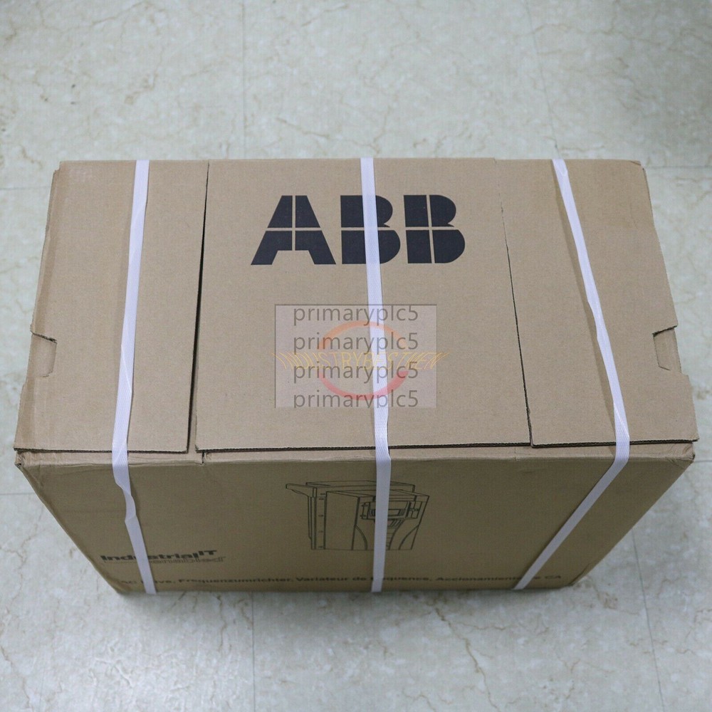ONE New ABB Frequency Converter Inverter ACS880-01-05A6-3 2.2KW