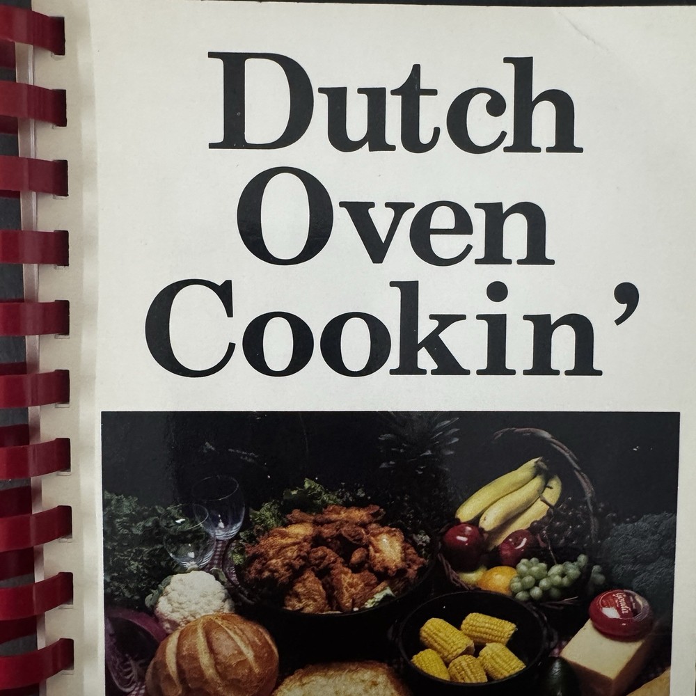 DUTCH OVEN COOKIN’ By Dick Stucki (1990 Spiral Bound Paperback Cookbook)