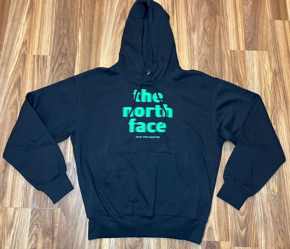 The North Face Men's Black Blurry Explore Hoodie Sweatshirt Size M