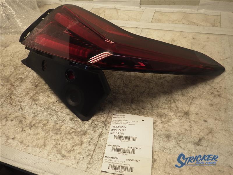 2020-2024 Cadillac XT5 Left Tail Light Assembly Red LED Lens 84245001 G24127