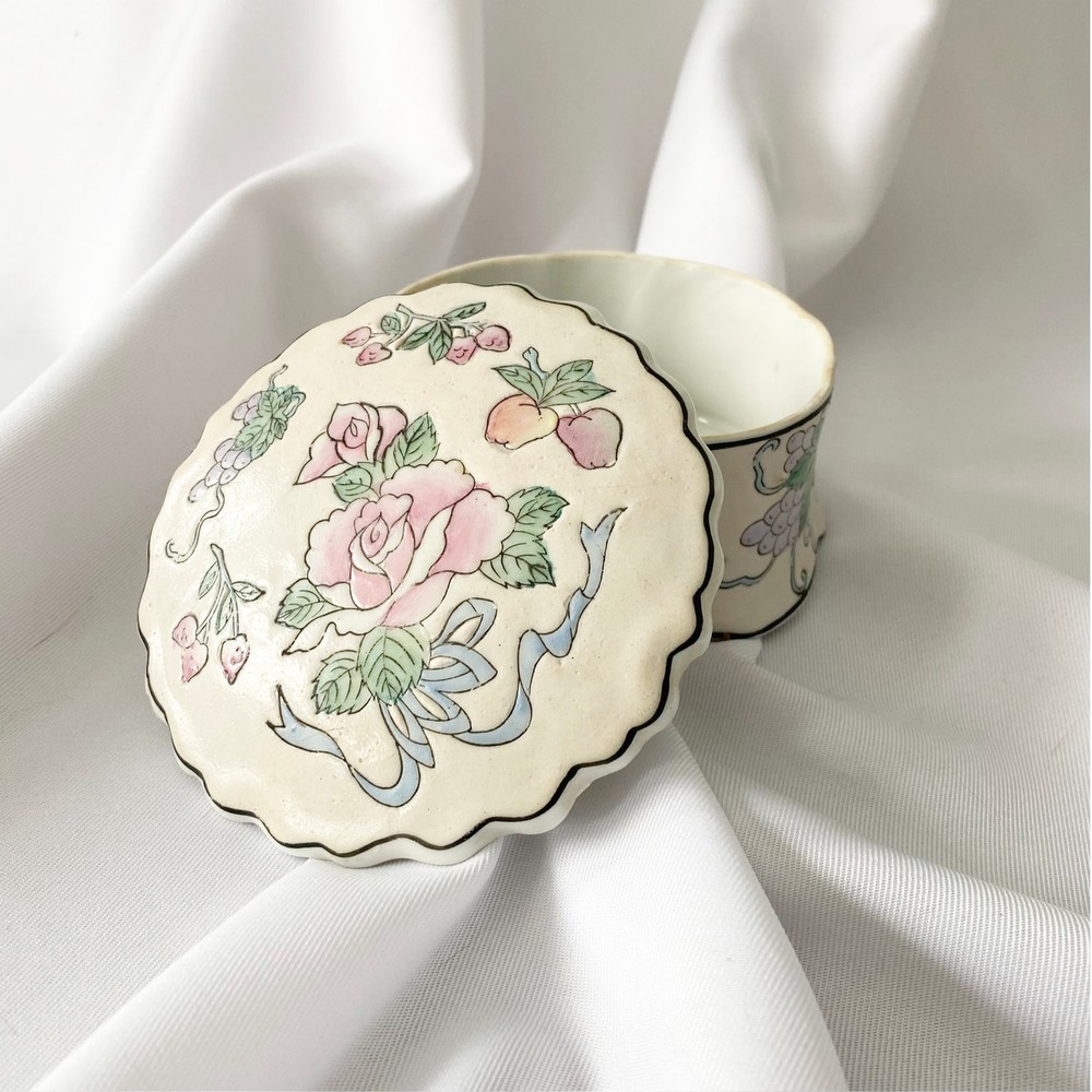 Vintage Hand-Painted Ceramic Jewelry Box with Floral Motif