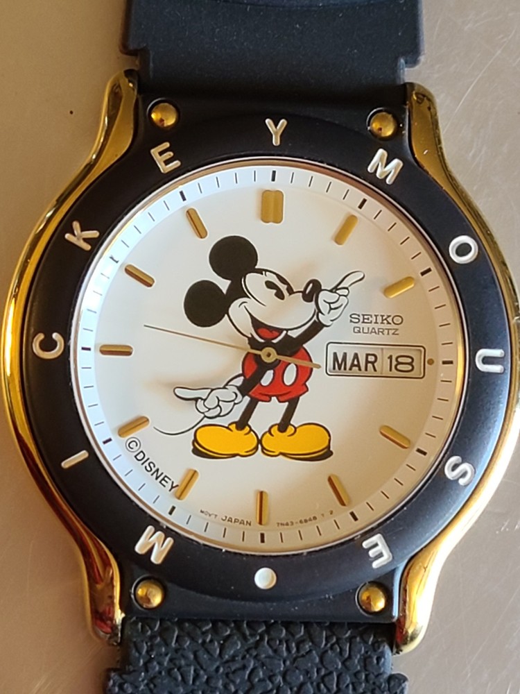 Seiko Mickey Mouse Rare Sporty Model Watch, New Battery, Beautiful! Day/Date