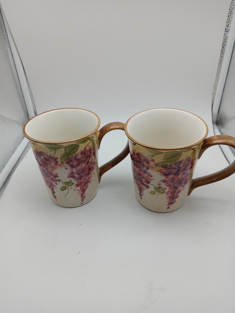 Coffee Cups 2004 Wisteria  5in Heritage Mint LTD Purple/White China