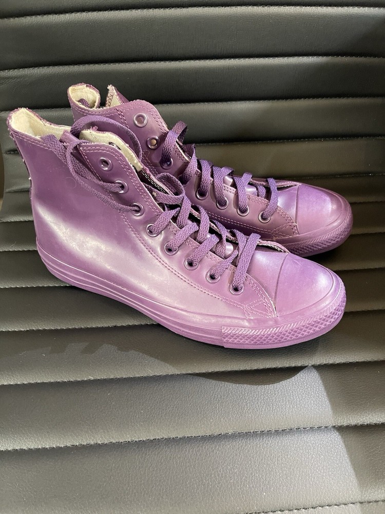 Converse Chuck Taylor Hi Top Unisex Sneaker in Purple Rubber Size M7 W8 144741C
