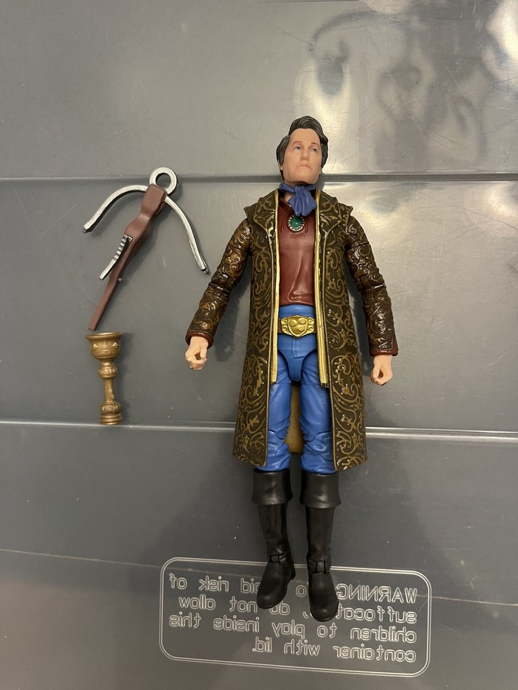 Hasbro D&D Honor Among Thieves 6-Inch Golden Forge Movie Action Figure DND