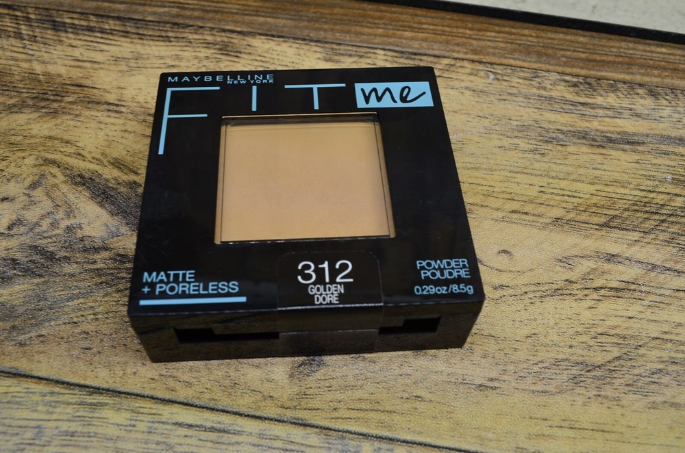 Maybelline Fit Me Matte Poreless Powder 312 Golden for Oil Control