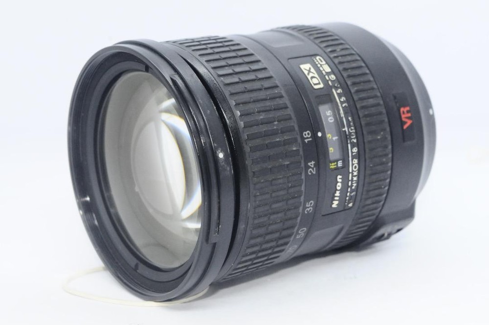Nikon AF-S Nikkor 18-200mm f/3.5-5.6G ED DX VR Zoom Lens Pre-Owned Slight Wear