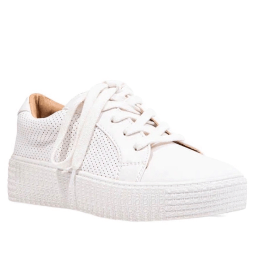 Steve Madden white Toliver textured leather sneaker