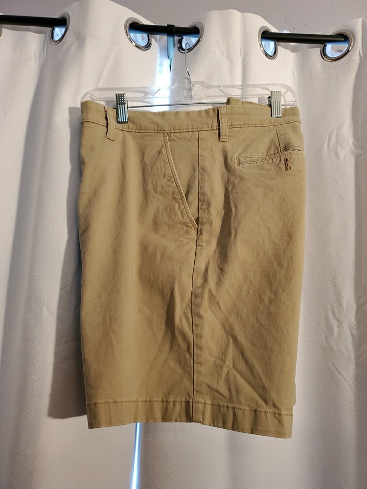 Men's Performance Shorts Size 38 Tan Stretch Casual 4-Pocket-image