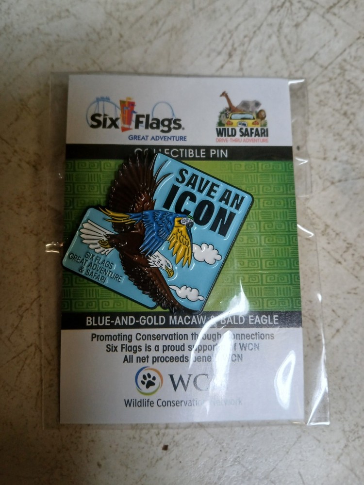 Six Flags Great Adventure Collector Pin Blue Gold Macaw Bald Eagle