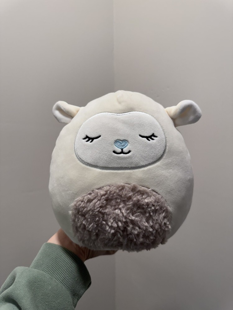 Squishmallow 8