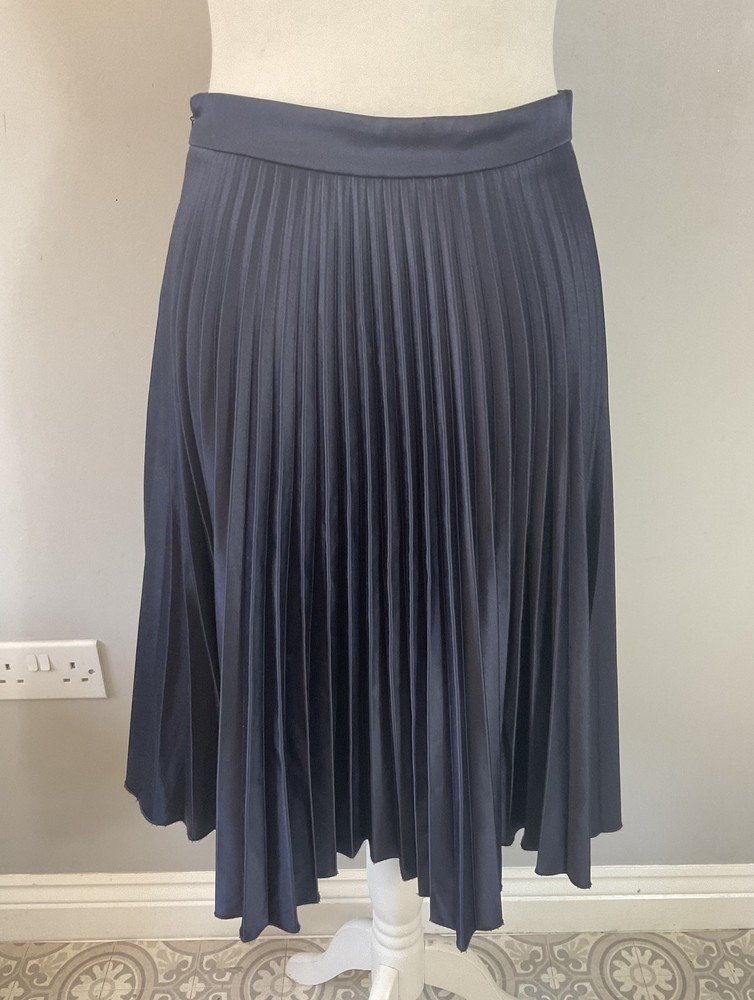 Topshop navy satin pleated knee-length midi skirt UK size 10 for party work or casual wear