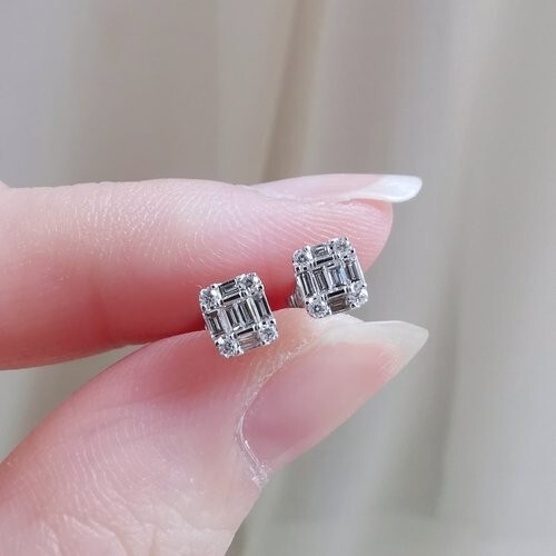 2 Ct Baguette Simulated Diamond Women's Stud Earrings 925 White Sterling Silver