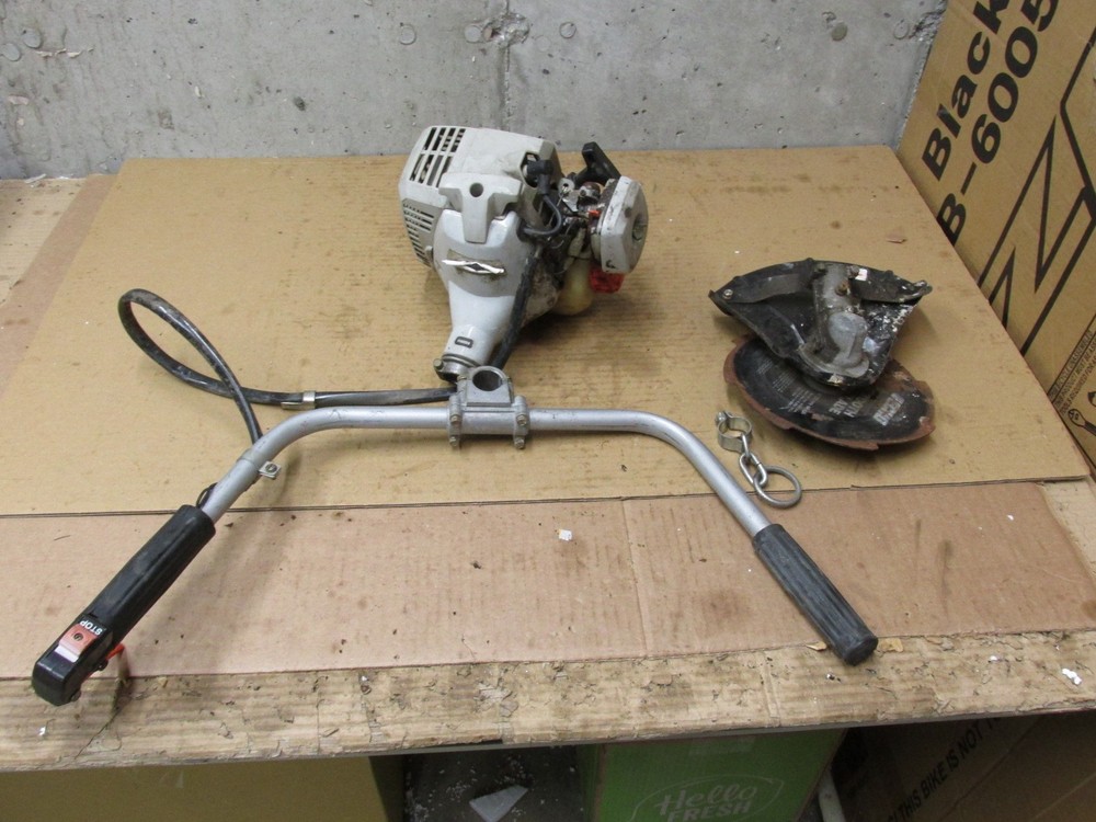 Echo SRM-2110 weed wacker for parts