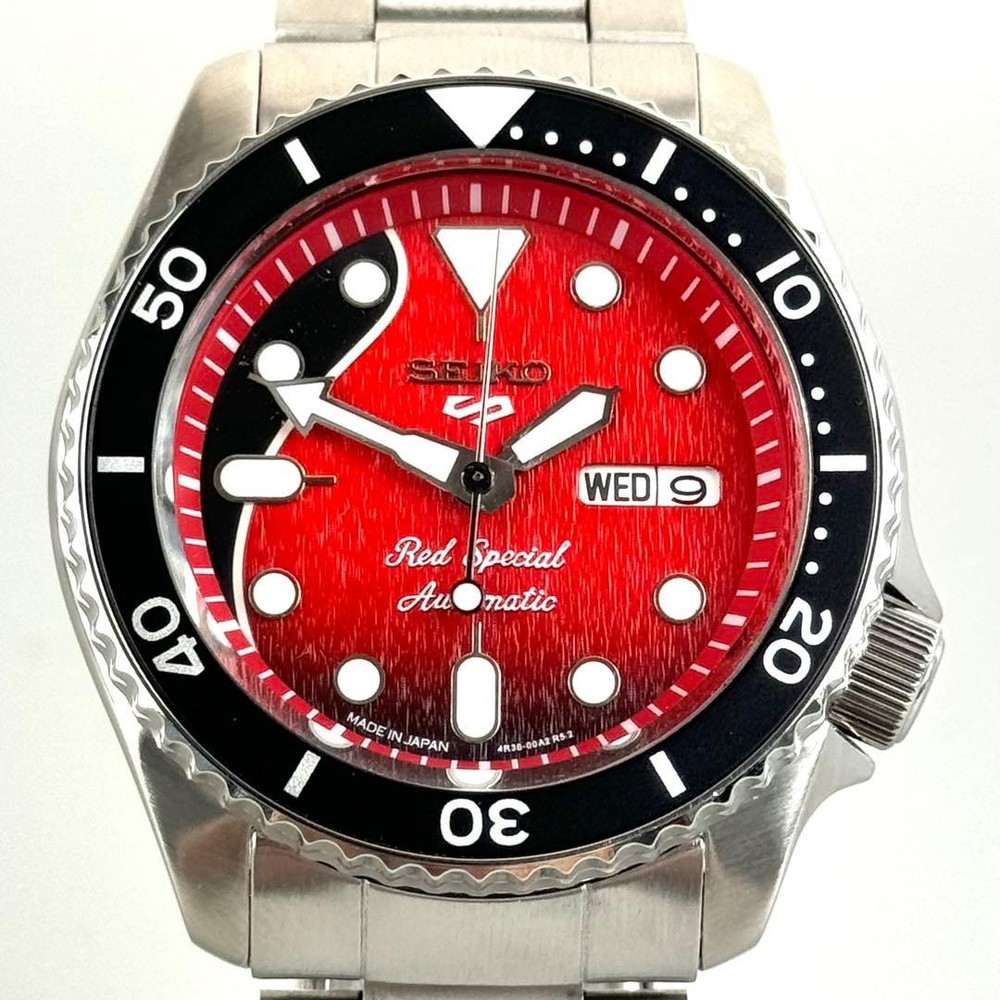 Seiko SBSA073 Brian May Collab Automatic Red Dial Watch 4.1cm AB Good Condition