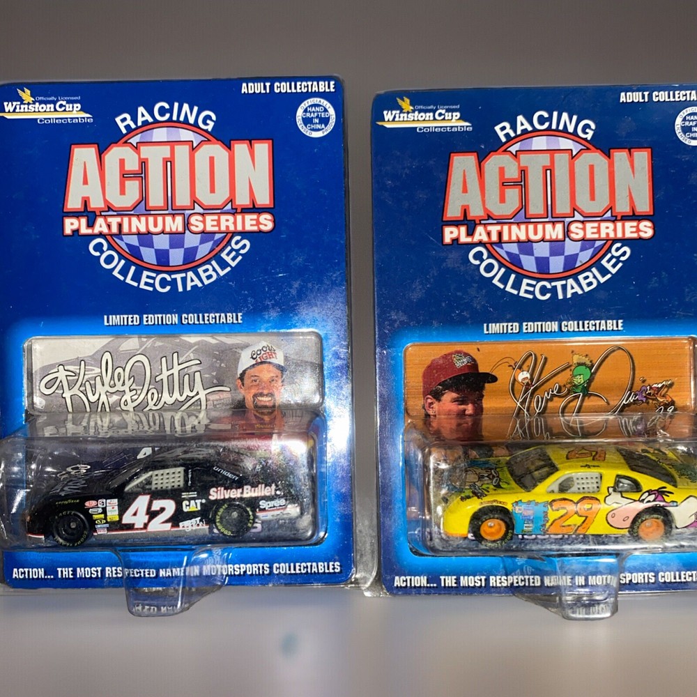 racing action platinum series collectables X 2