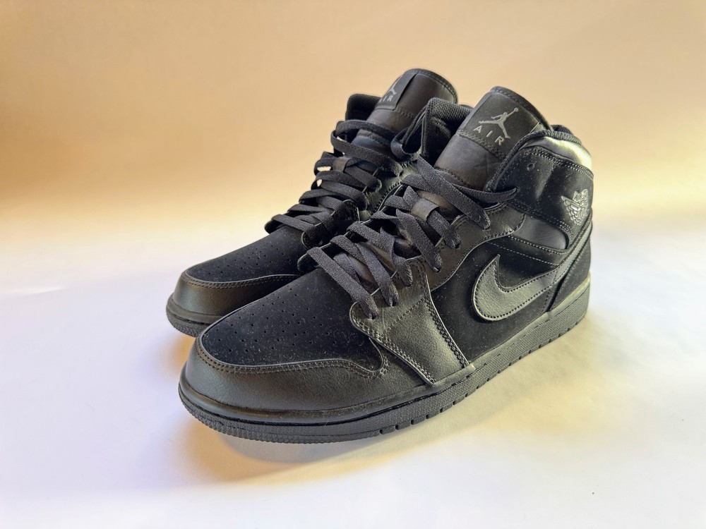 Nike Air Jordan 1 Mid Shadow Triple Black  Size 11 554724-050 [FLASH SALE]