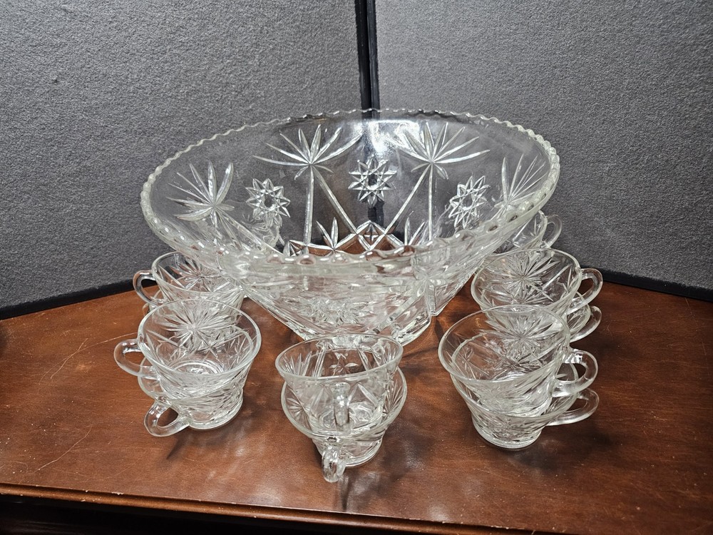Vintage Anchor Hocking Prescut Star Of David Punch Bowl Set With 14 Cups
