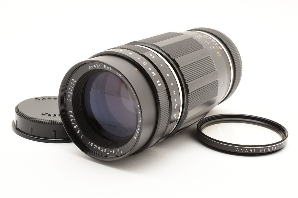 Vintage Asahi Pentax Tele-Takumar 200mm f/5.6 Manual Focus Lens 2457675