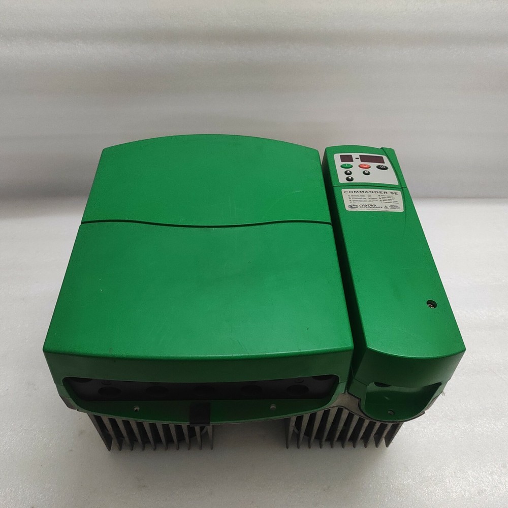 CONTROL TECHNOLOGIES COMMANDER SE53402200 22KW INVERTER DRIVE 380-480VAC