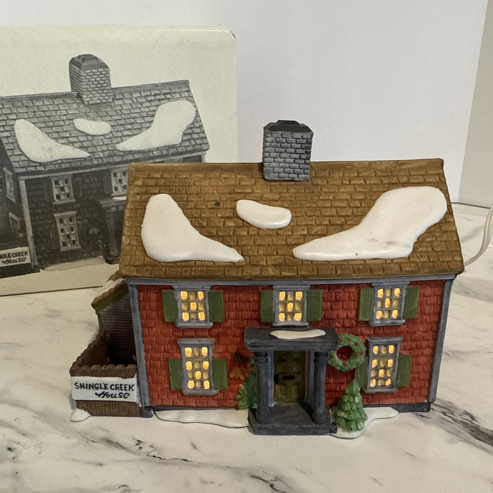 Dept 56 New England Village  “Shingle Creek House” Vintage 1990 w/Box READ