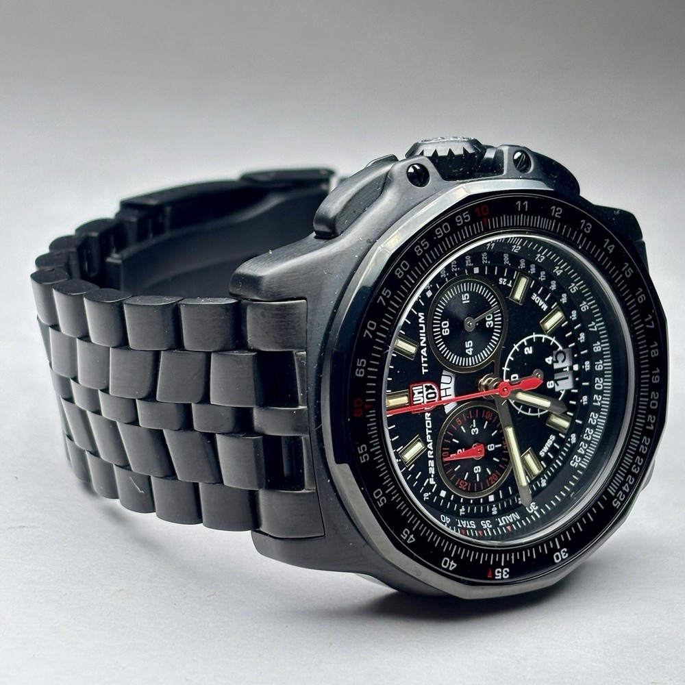 Swiss Made Luminox F22 Raptor 44mm All Titanium 9270 Series Pilot Watch XA.9272