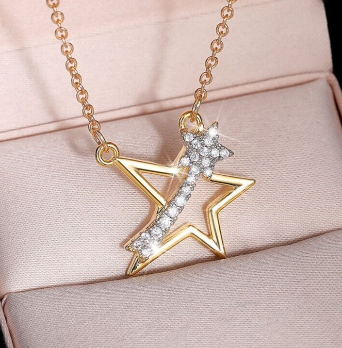 14K Gold Plated Women Star Pendant 1.5CT Simulated Diamond Shining Star Necklace