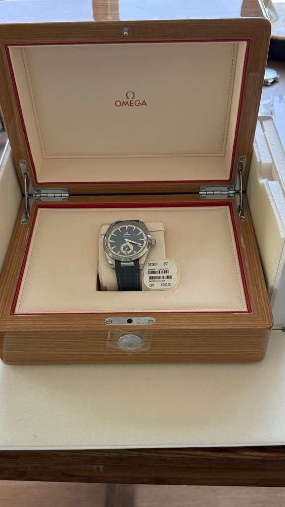 Omega Watch Brand New Unused with Original Box & Papers